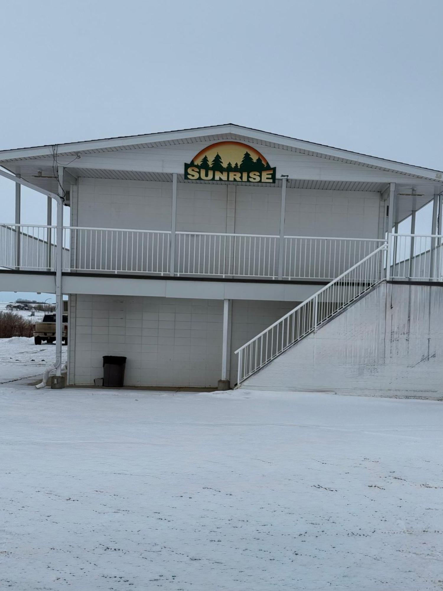 Sunrise Motel Consort Exterior foto